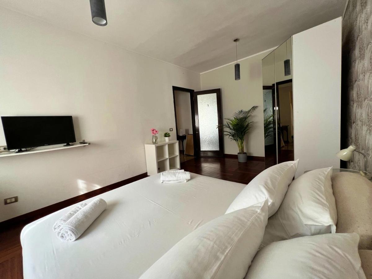 Appartme Guest House Seveso 40 Milano Exteriör bild